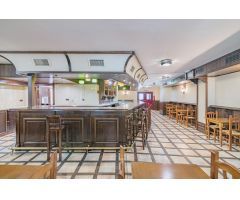 SE ALQUILA/ VENDE LOCAL COMERCIAL DE HOSTELERIA