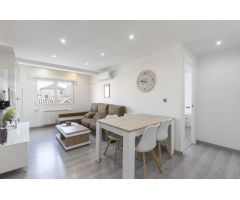 ¡Ático reformado  y listo para entrar a vivir en Granada! Zona Pajaritos – 6ª planta, muy luminoso.