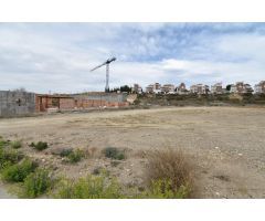 Solar en la exclusiva urbanización Cañadas del Parque, Dílar