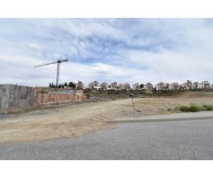 Solar en la exclusiva urbanización Cañadas del Parque, Dílar