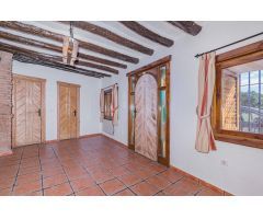 MAGNIFICA CASA EN ALHENDIN