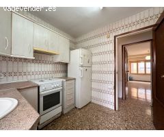 ¡Oportunidad en Carolinas Altas! Piso de 3 habitaciones