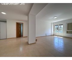 Fantástico piso de 4 dormitorios originalmente.