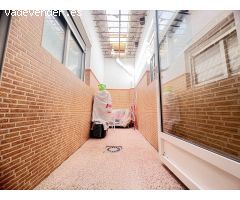 Hogar acogedor y accesible en Ciudad de Asís con 3 habitaciones y 2 patios