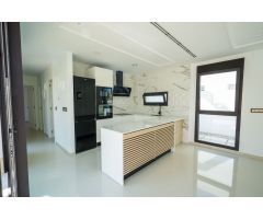 Villa en Venta en Rojales, Alicante