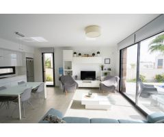 Villa en Venta en Benijófar, Alicante