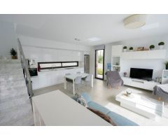 Villa en Venta en Benijófar, Alicante