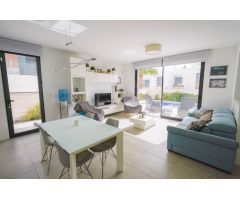 Villa en Venta en Benijófar, Alicante