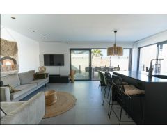 Villa en Venta en Benijófar, Alicante