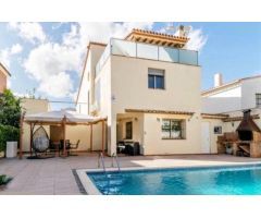 Increíble casa en el corazón de Sant Pere de Ribes – Alquiler temporal