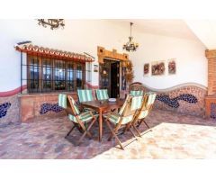 Impresionante finca en alquiler ubicada en Santa Rosalía.