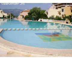 CHALET ADOSADO-DUPLEX CON GRAN PATIO,  BARBACOA E INSTALACIONES COMUNES