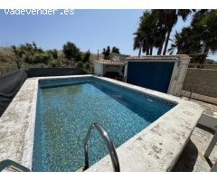 CASA DE PLAYA  CON PISCINA PROPIA - 1ª LINEA PLAYA Y ACCESO DIRECTO AL MAR