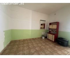 BAJO EN BARRIO PERAL