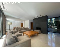 EXCEPCIONAL CHALET MODERNO DE 500M² CON PARCELA DE 1.500M² EN ALICANTE