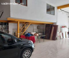 LOCAL EN ZONA ANTIGUO HOSPITAL GANDIA (VALENCIA)