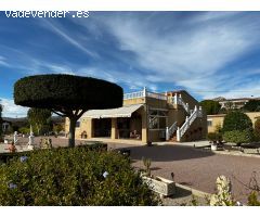 Villa en Venta en Albatera, Alicante