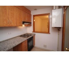 PLANTA BAJA SEMINUEVA CON PARKING INCLUIDO