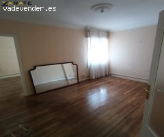 SE VENDE BONITO PISO EN EL CENTRO DE BARAKALDO
