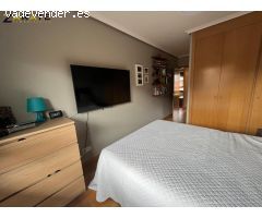 SE VENDE BONITO PISO PARA ENTRAR A VIVIR EN MIRIBILLA CON GARAJE Y TRASTERO