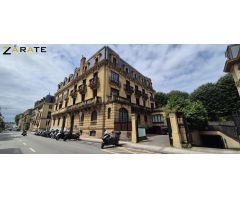 SE VENDE ESPECTACULAR VIVIENDA EN DONOSTIA