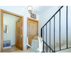 ¡Descubre tu Hogar Ideal con Espacio Extra y Buhardilla de Ensueño en La Unión!