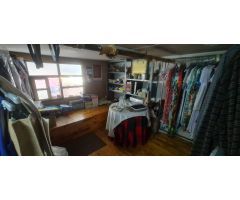 Local comercial en Alquiler, con 100 m2. aprox. Esquina García Solier con Ávila. Con escaparate