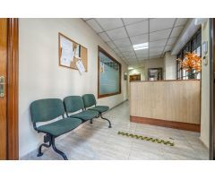 LOCAL COMERCIAL EN -GRANADA
