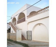 CASA CON 2 VIVIENDAS INDEPENDIENTES