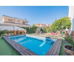 Encantador chalet ubicado en la mejor zona de Maracena, con Barbacoa y Piscina
