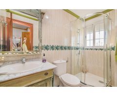 Encantador chalet ubicado en la mejor zona de Maracena, con Barbacoa y Piscina