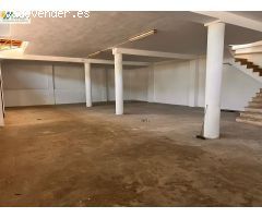 EN VENTA LOCAL COMERCIAL DE 358 M² ZONA RIO CERVOL VINARÒS!