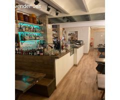 BAR EN TRASPASO CON LICENCIA C1 + TERRAZA