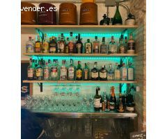 BAR EN TRASPASO CON LICENCIA C1 + TERRAZA