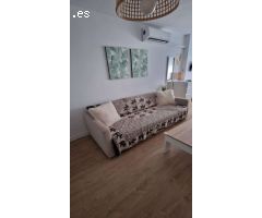 MEDIA TEMPORADA . SE ALQUILA ESTUDIO DESDE 1.9.25-30.6.26 REFORMADO CERCA DE LA CARIHUELA (TORREMOLI