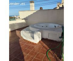 SE ALQUILA POR LARGA TEMPORADA BONITO CHALET ADOSADO   EN TORREMOLINOS