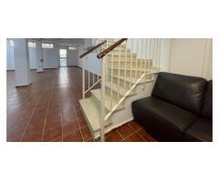 SE ALQUILA POR LARGA TEMPORADA BONITO CHALET ADOSADO   EN TORREMOLINOS