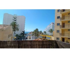 MEDIA TEMPORADA .SE ALQUILA DESDE 1.9.25-30.6.26 BONITO APARTAMENTO CON VISTAS AL MAR  A 60 METROS D