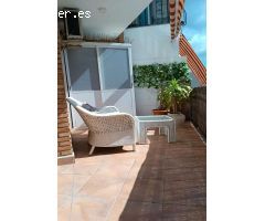 MEDIA TEMPORADA .SE ALQUILA DESDE 1.9.25-30.6.26 BONITO APARTAMENTO CON VISTAS AL MAR  A 60 METROS D