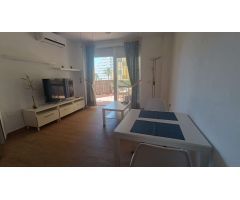 MEDIA TEMPORADA .SE ALQUILA DESDE 1.9.25-30.6.26 BONITO APARTAMENTO CON VISTAS AL MAR  A 60 METROS D