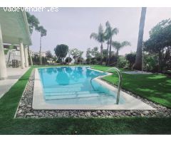 SE ALQUILA DESDE 1.9.25-30.6.26  MAGNIFICA VILLA DE 1 SOLA PLANTA EN BENALMADENA A 600 METROS DE LA 