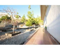 SE ALQUILA DESDE 1.9.25-30.6.26  MAGNIFICA VILLA DE 1 SOLA PLANTA EN BENALMADENA A 600 METROS DE LA 
