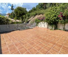 SE ALQUILA DESDE 1.9.25-30.6.26  MAGNIFICA VILLA DE 1 SOLA PLANTA EN BENALMADENA A 600 METROS DE LA 