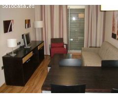 Se alquila de ya hasta 30/6/2022 y del 15/9/2022 hasta 30/6/2023 bonito apartamento a 150 metros de 