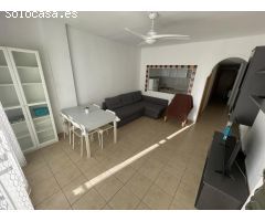 Se alquila desde septiembre 2022  hasta el 30/6/2022 bonito apartamento en Playamar  (Torremolinos)