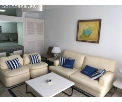 Se alquila del 1/9/2022 al 30/06/24bonito apartamento  con vistas al mar en Fuengirola