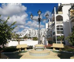 se alquila por larga temporada apartamento en Calahonda, Mijas.