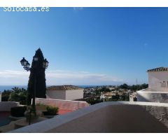 se alquila por larga temporada apartamento en Calahonda, Mijas.