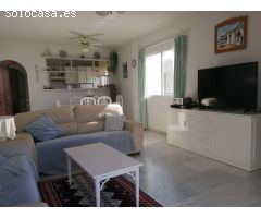 se alquila por larga temporada apartamento en Calahonda, Mijas.