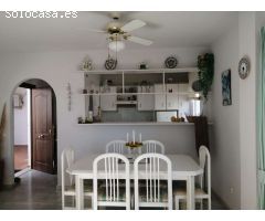 se alquila por larga temporada apartamento en Calahonda, Mijas.